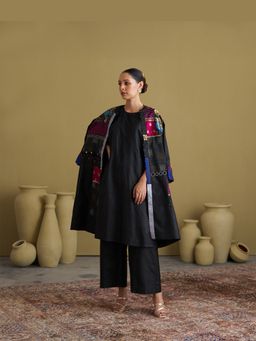 Vaaya - Silk Cotton Black Kurta With Pant And Jacket