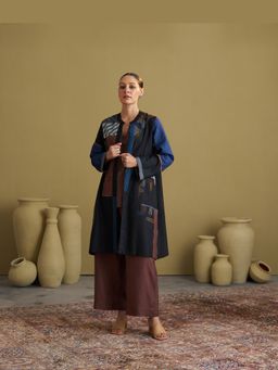 Vaaya - The Black Dhagai Anokhi Jacket