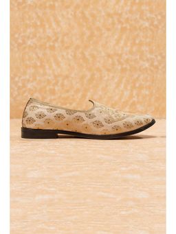 TASVA - Men Gold Embroidered Mojari