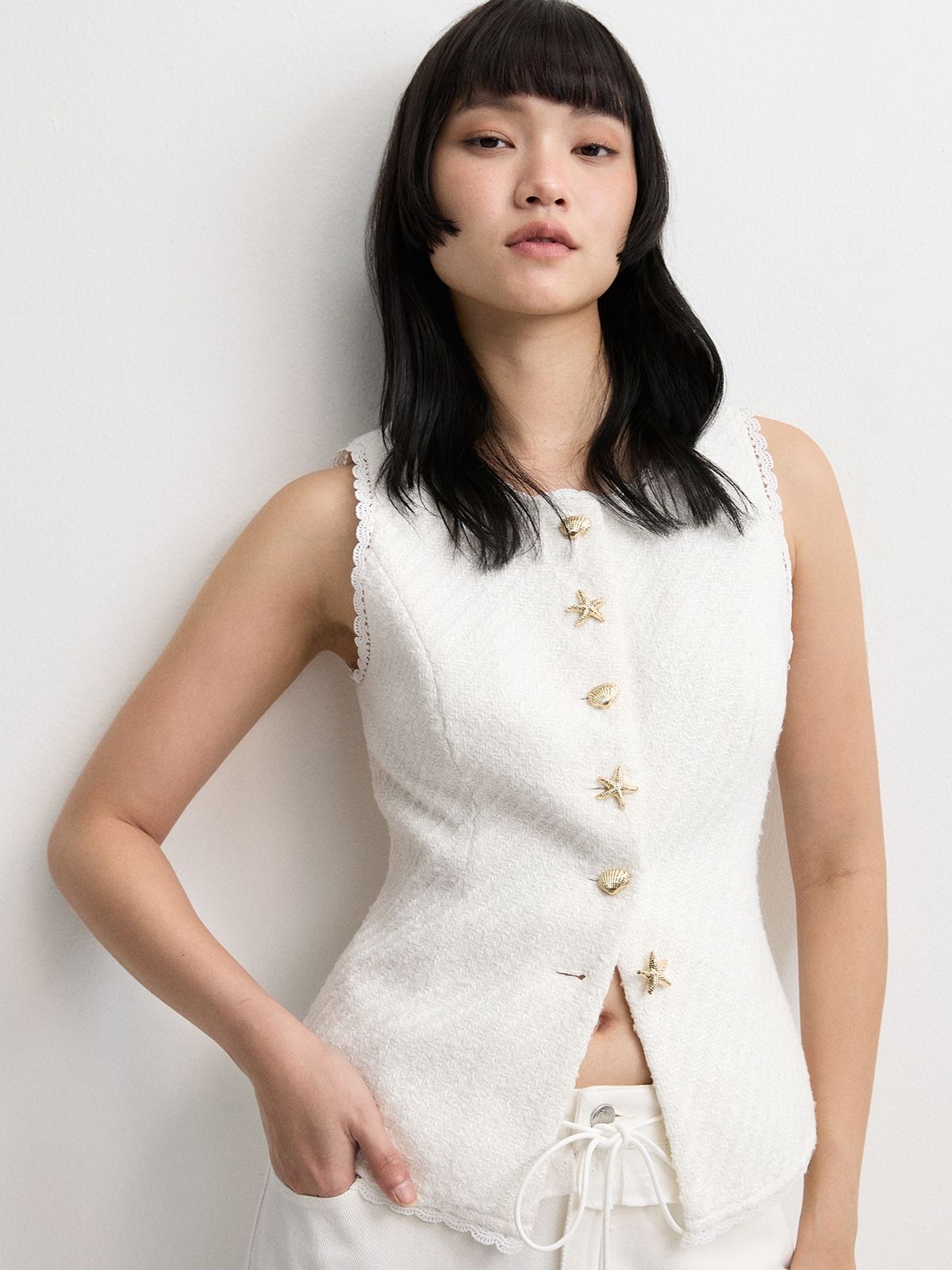pomelo Textured Tweed Sleeveless Button Up Top with Scalloped Back Tie-picture-20