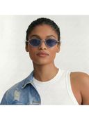 Blue color option, Currently selected