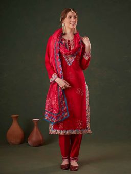 Heeposh - Floral Embroidered Kurta & Pant with Dupatta (Set of 3)