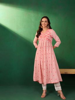 Gahan - Peach Cotton Thread Embroidery Work Kurta