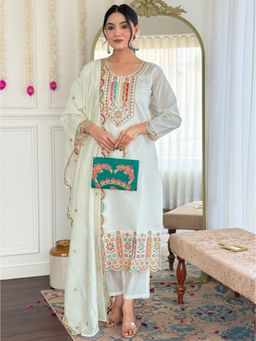Gahan - White Tesla Embroidered Kurta with Pant & Dupatta