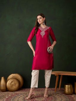 Gahan - Womens Pink V-Neck Embroidered Kurta