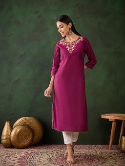 Gahan - Magenta Floral Embroidered Thread Work Pure Cotton Kurta