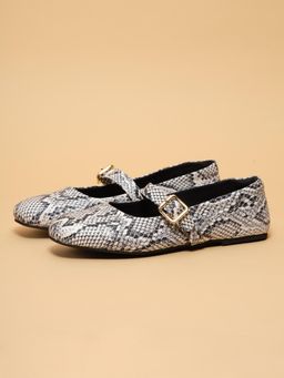ERIDANI - Women Dion White Textured Ballerinas