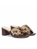 Brown color option, Currently selected