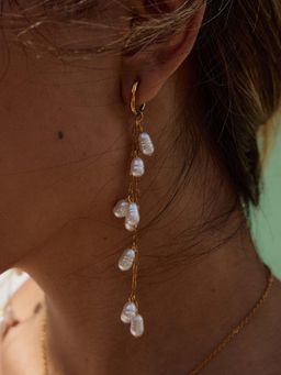 White Lies - Pearl Chain Drop Earrings