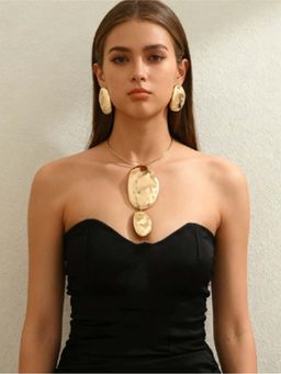 White Lies - Hammered Gold Jewellery Set