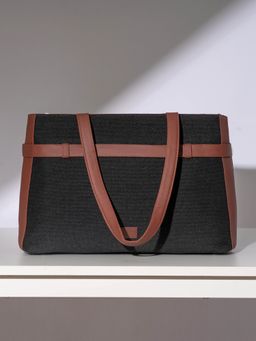 Zouk - Women Black Solid Shoulder Bag