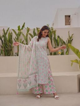 EKOHUM - Pink Block Print Cotton Kurta Pant And Dupatta