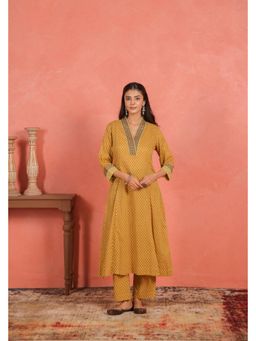EKOHUM - Yellow Cotton Comfort Fit Kurta With Pant