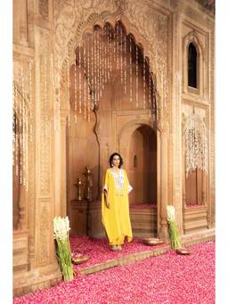 BAHAARA BY DIVYA NARULA - Mustard Yellow Kaftan and Pant