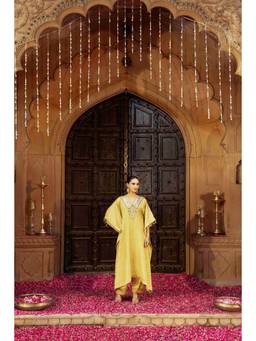 BAHAARA BY DIVYA NARULA - Gold Kaftan and Pant
