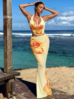 MISS MOSA BY AKANKSHA - Off White Soline Bra, Panty with Skirt & Coverup