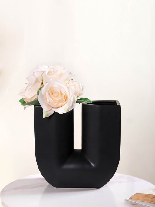 Nestasia Modern U-Shaped Flower Vase Black