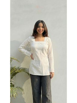 Gahan - Womens White Rayon Blend Printed Straight Kurti