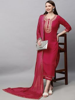 Gahan - Womens Pink Rayon Blend Embroidery Kurta with Pant & Dupatta