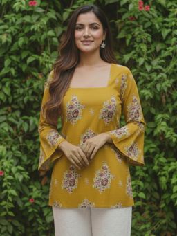 Gahan - Womens Mustard Rayon Blend Printed Straight Kurti