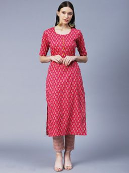 Gahan - Womens Red Rayon Blend Printed Kurta with Pant