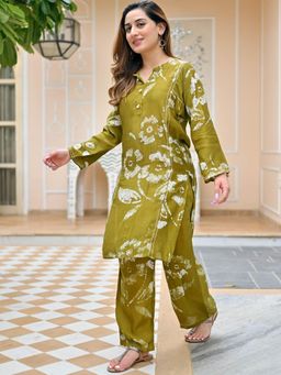 Gahan - Womens Green Rayon Blend Printed Kurta with Pant