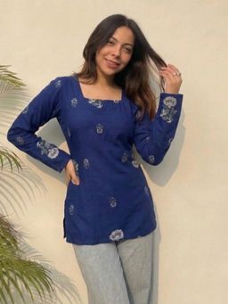 Gahan - Womens Blue Rayon Blend Printed Straight Kurti