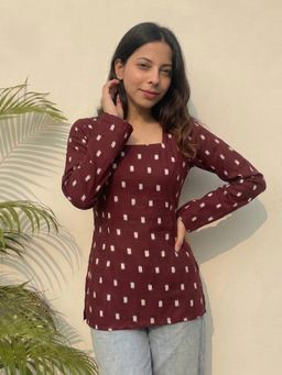 Gahan - Womens Maroon Rayon Blend Printed Straight Kurti