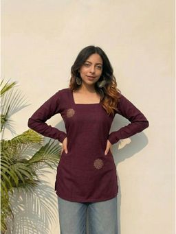 Gahan - Womens Wine Rayon Blend Printed Straight Kurti