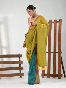 CHARUKRITI - Women Yellow Pure Cotton Colorblock Saree with Unstitched Blouse