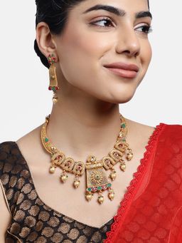 Estele - Ethnic Gold-Plated Necklace Set with Beautiful Pearls for Women