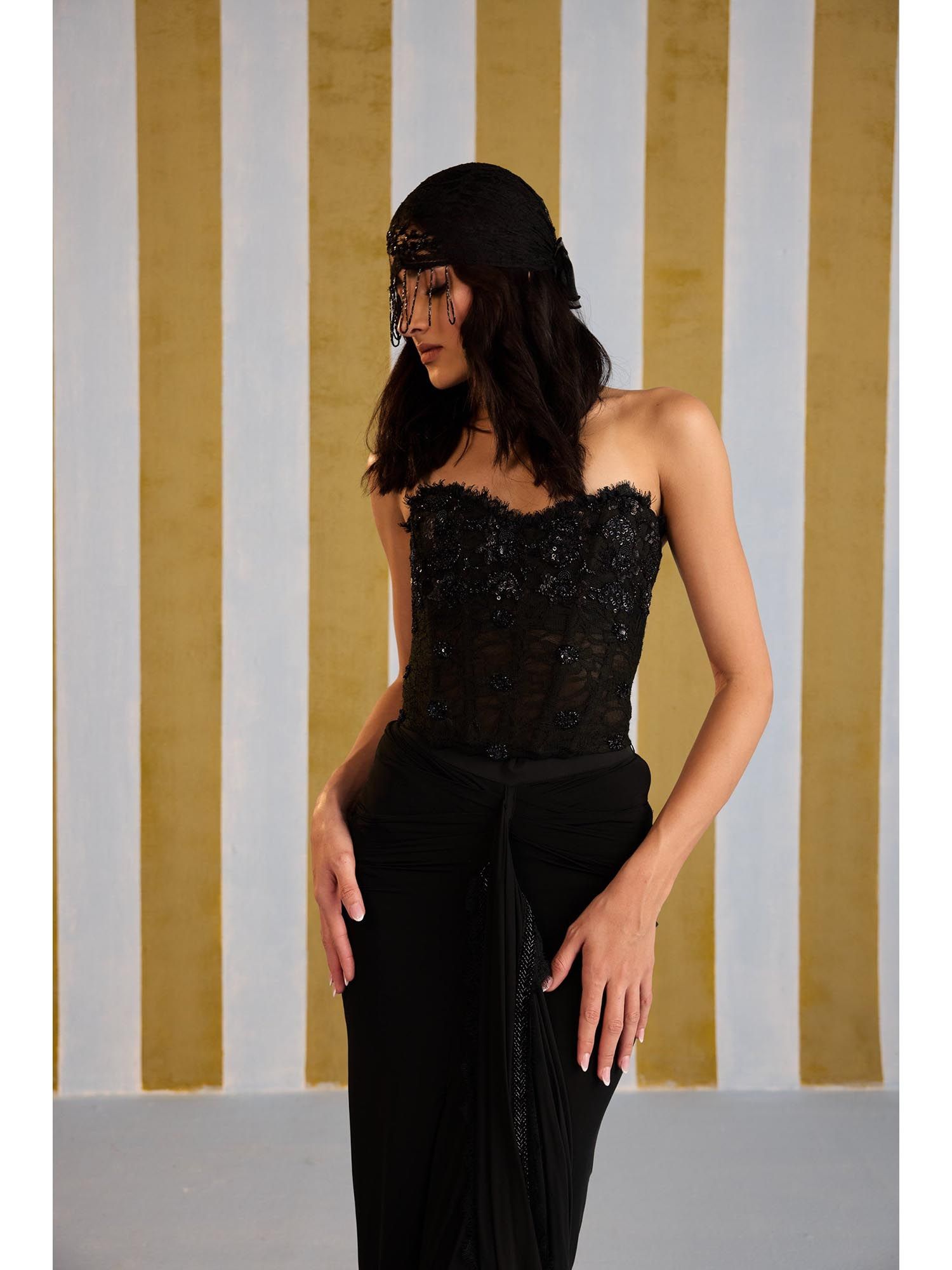 Black Sippin鈥?Embellished Strapless Stitched Corset