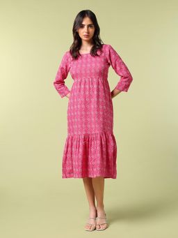 SAAKI - Autumn Yearn Pink Flare Dress