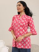 Pink color option, Currently selected