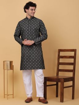 Kraft India - Men Black Cotton Ethnic Printed Kurta