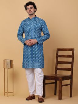 Kraft India - Men Blue Cotton Ethnic Printed Kurta