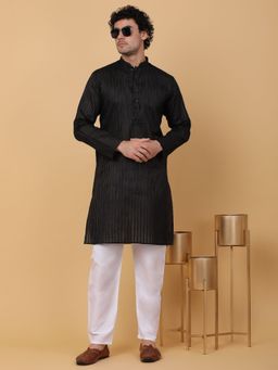 Kraft India - Men Black Pure Cotton Striped Knee Length Kurta
