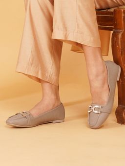 Sherrif Shoes - Women Khaki Solid Casual Loafers