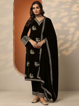 Libas Art - Black Embroidered Velvet Straight Kurta Pant with Dupatta