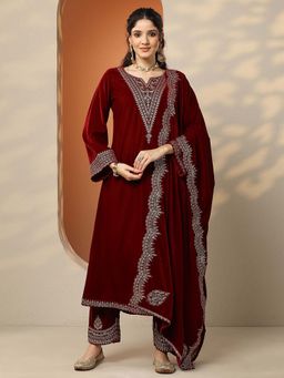 Libas Art - Embroidered Velvet Straight Kurta Pant with Dupatta