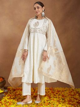 Janasya - Women'S Off White Chanderi Silk Embroidered A-Line Kurta Pant with Dupatta