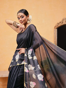 Silk Land - Floral Digital Printed Saree with Unstitched Blouse