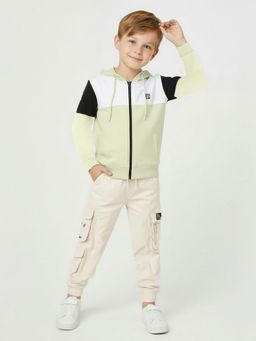 max - Green Cotton Blend Full Sleeves Hoodie