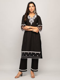 FIORRA - Black Embroidered Thread Work Kurta with Pant (Set of 2)