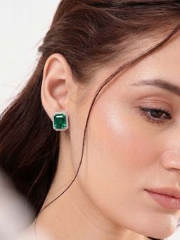 Nuyug - Green Brass Rhodium Plated Pair Of Earrings