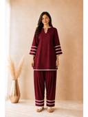 Maroon color option, Currently selected