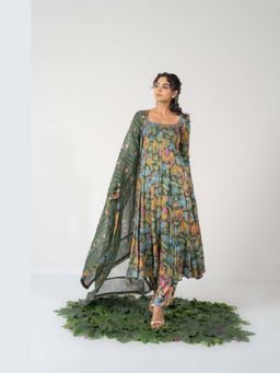 Baise Gaba - Green Vritika Anarkali and Pant with Dupatta