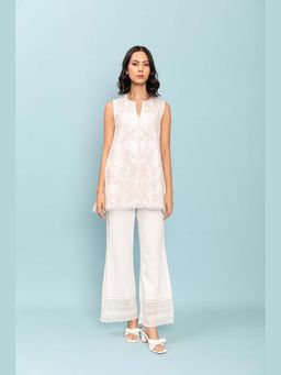 LABEL NAARITI - Sabr Kurti with Pant