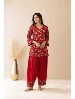 DEASHA INDIA - Mehrisa Maroon Printed Kurti with Salwar Pant