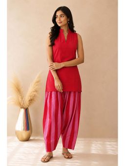 DEASHA INDIA - Nazneen Red Striped Kurti with Salwar Pant